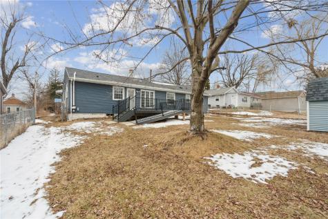 1637 13th Street NW Cedar Rapids IA 52405