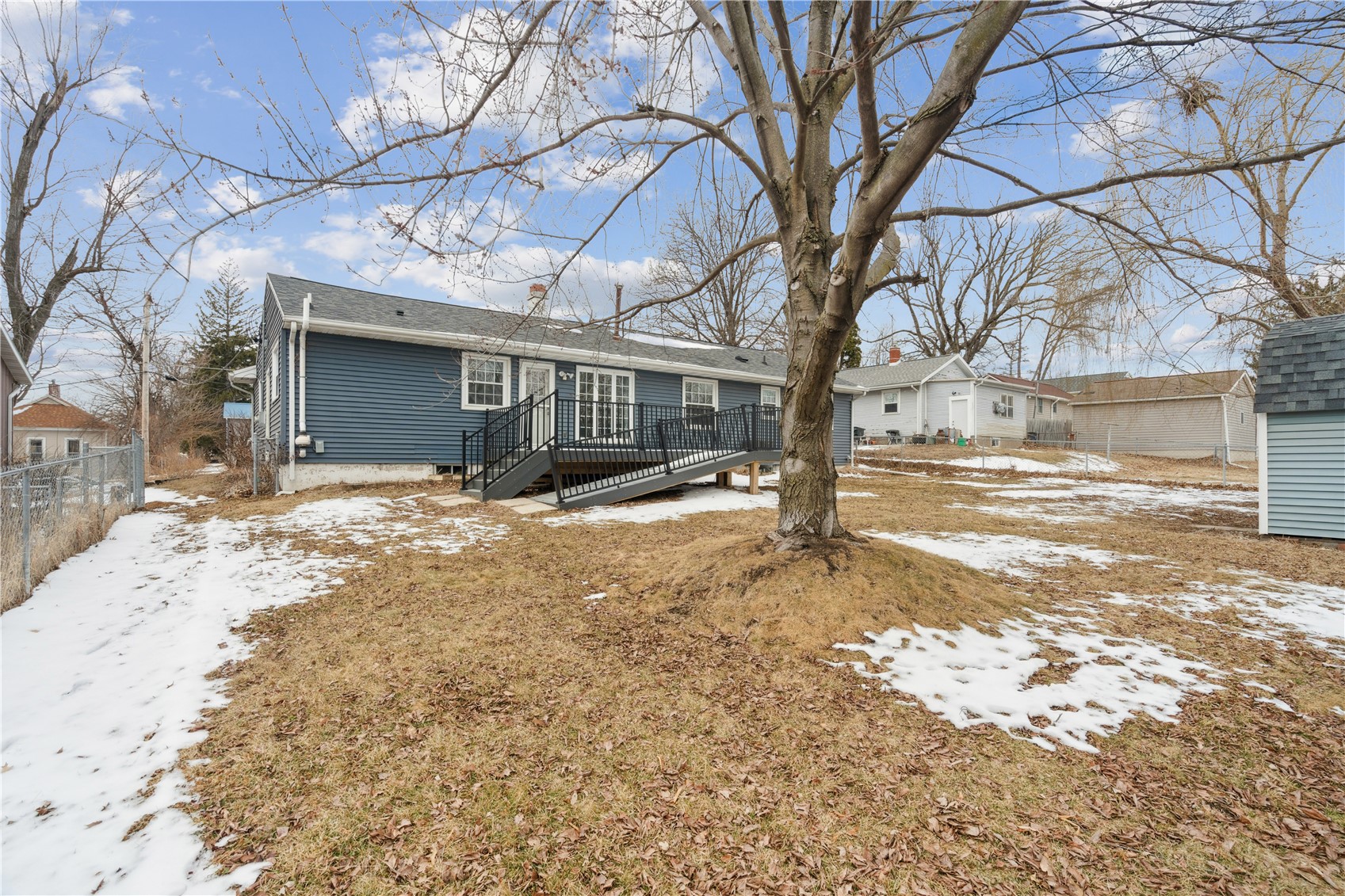 1637 13th Street NW Cedar Rapids IA 52405
