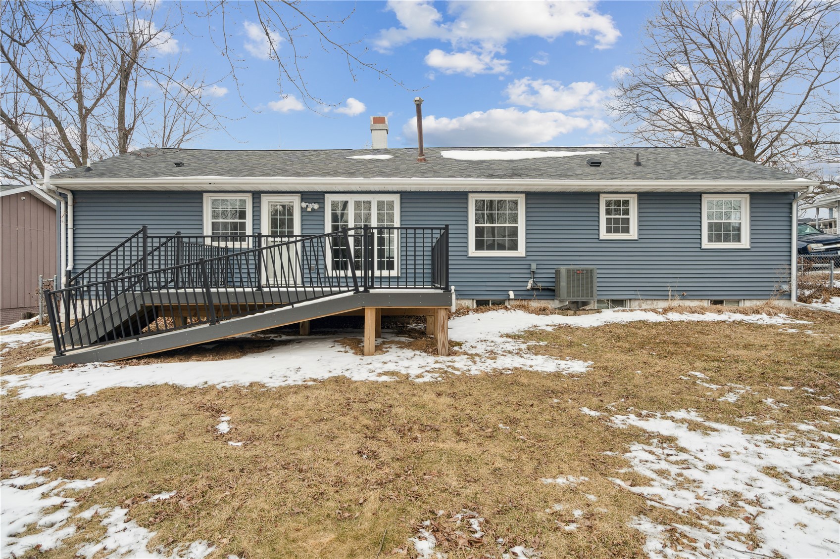 1637 13th Street NW Cedar Rapids IA 52405