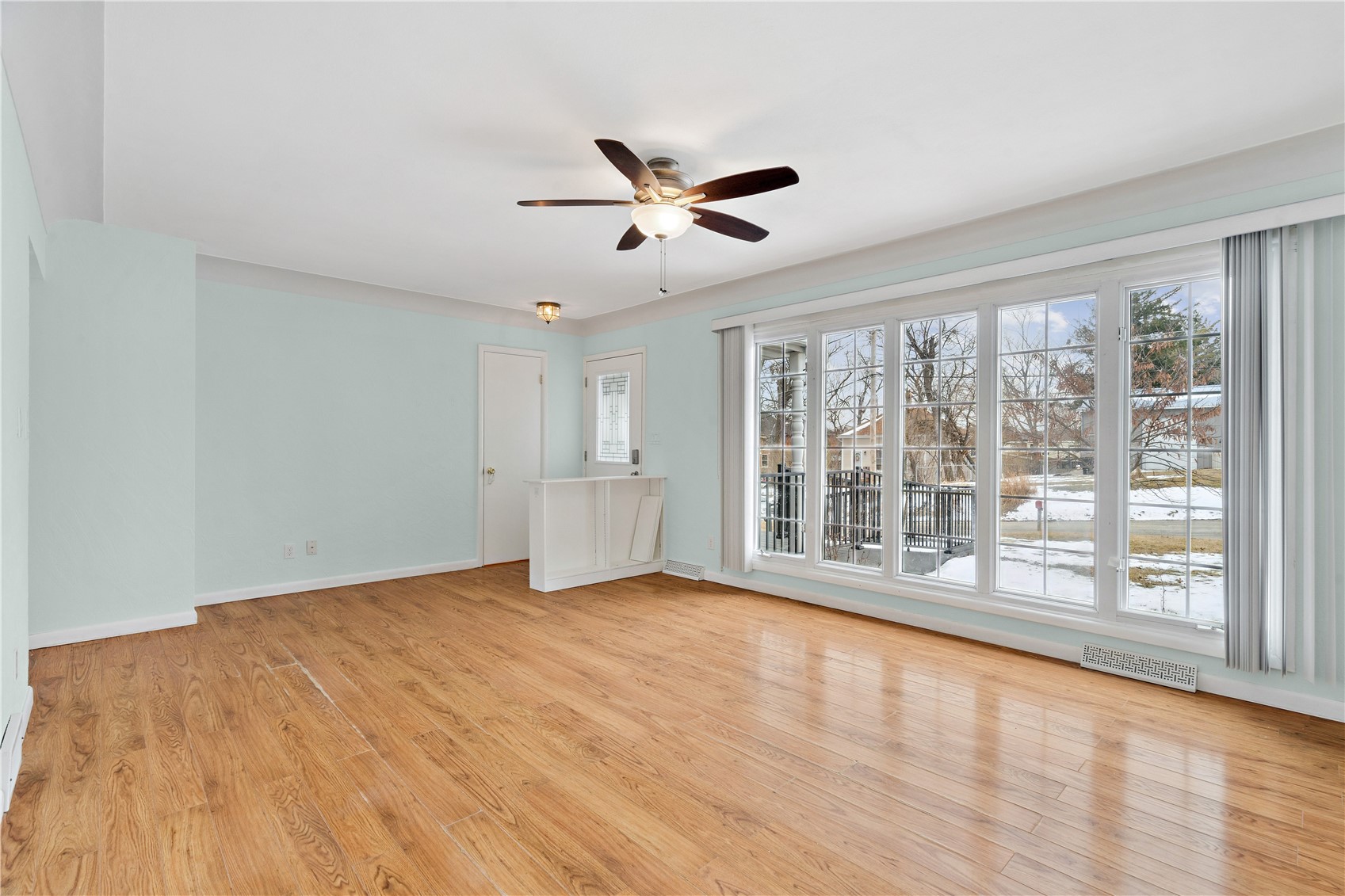 1637 13th Street NW Cedar Rapids IA 52405