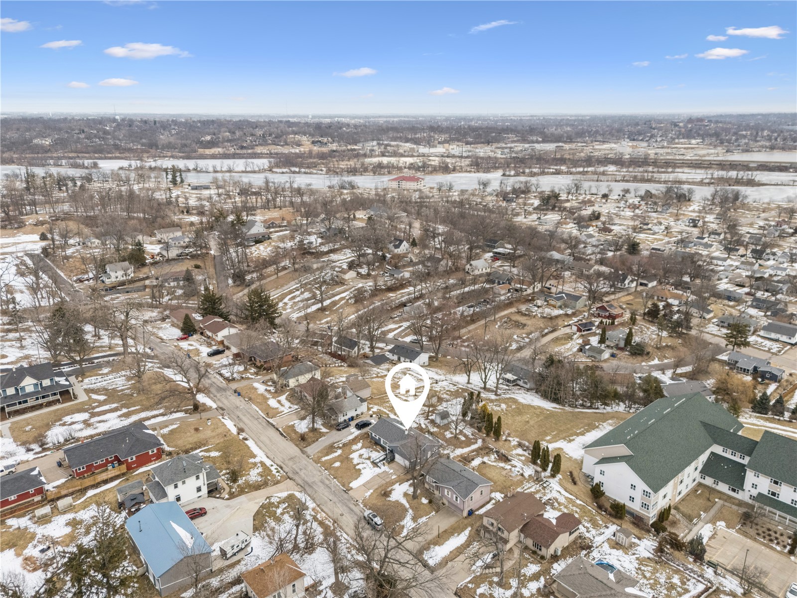 1637 13th Street NW Cedar Rapids IA 52405