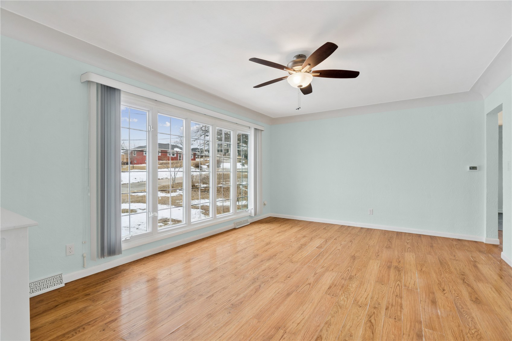 1637 13th Street NW Cedar Rapids IA 52405