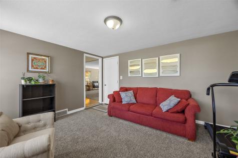 1214 Staub Court NE Cedar Rapids IA 52402