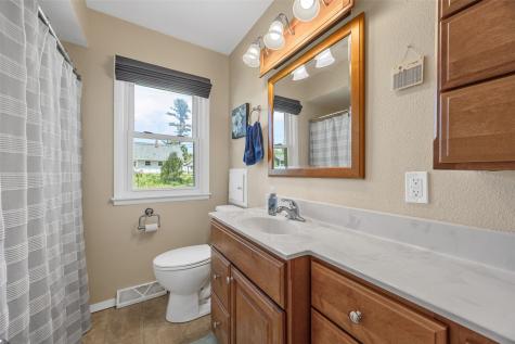 1214 Staub Court NE Cedar Rapids IA 52402