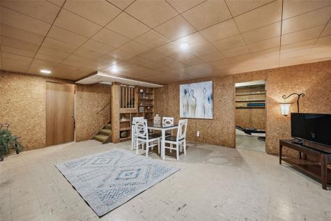 1214 Staub Court NE Cedar Rapids IA 52402