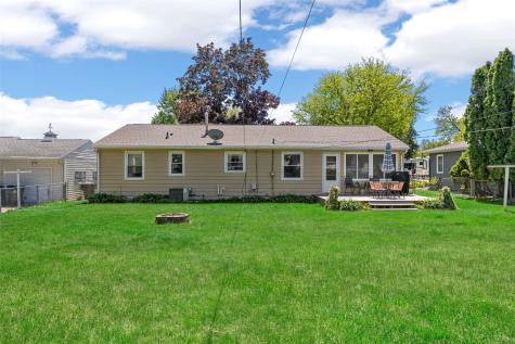1214 Staub Court NE Cedar Rapids IA 52402