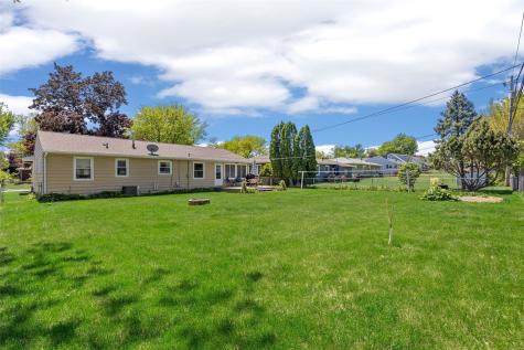 1214 Staub Court NE Cedar Rapids IA 52402