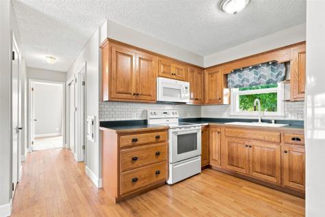 3165 25th Avenue Marion IA 52302