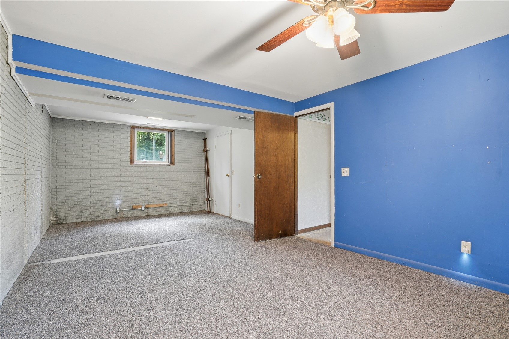 1145 Vogt Street Robins IA 52325