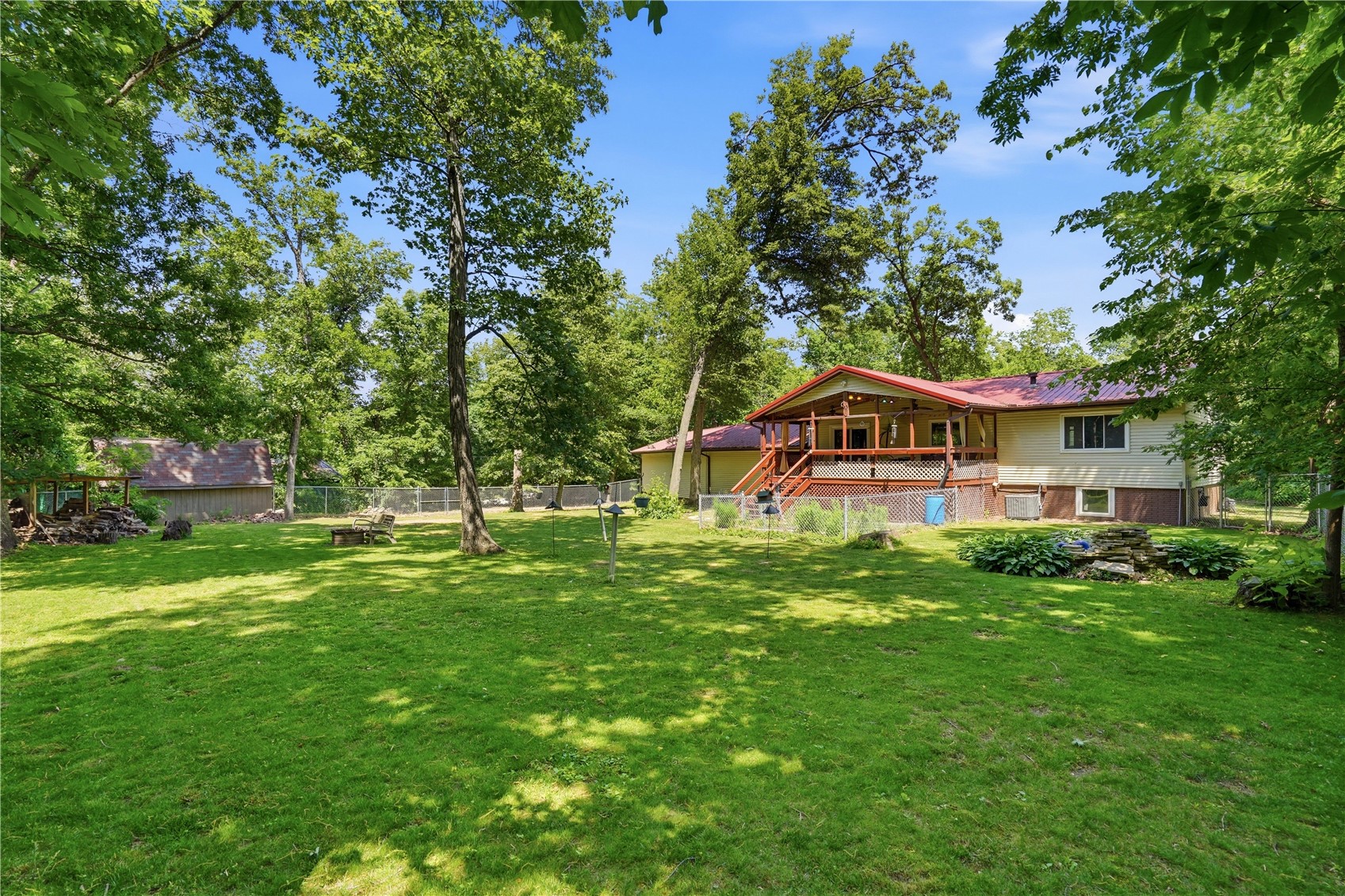 1145 Vogt Street Robins IA 52325