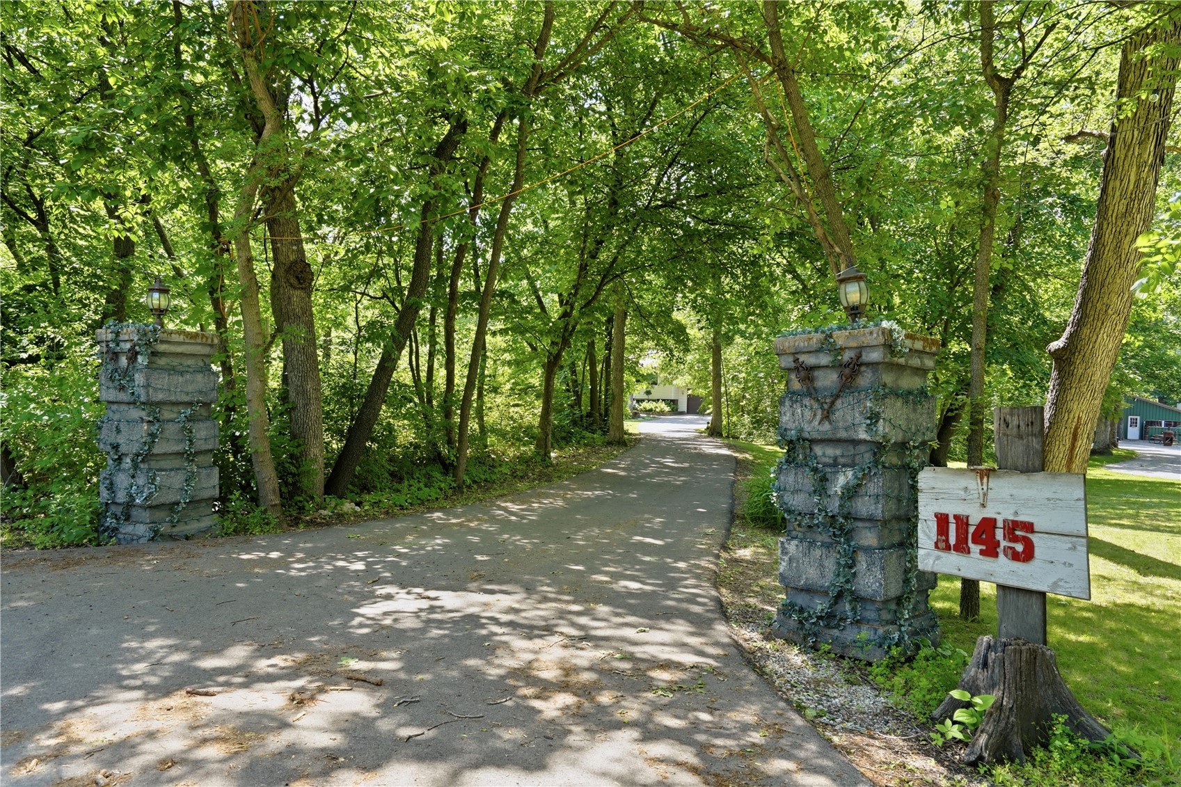 1145 Vogt Street Robins IA 52325