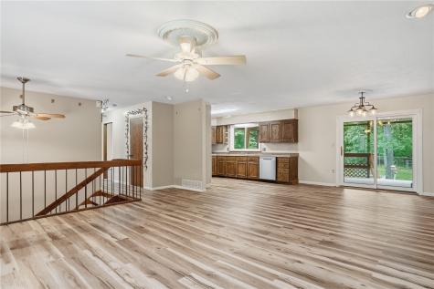 1145 Vogt Street Robins IA 52325