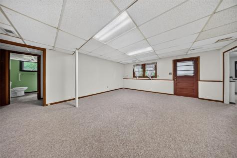 164 Hummingbird Lane Iowa City IA 52245