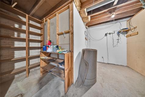 164 Hummingbird Lane Iowa City IA 52245