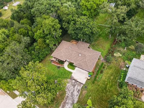 164 Hummingbird Lane Iowa City IA 52245