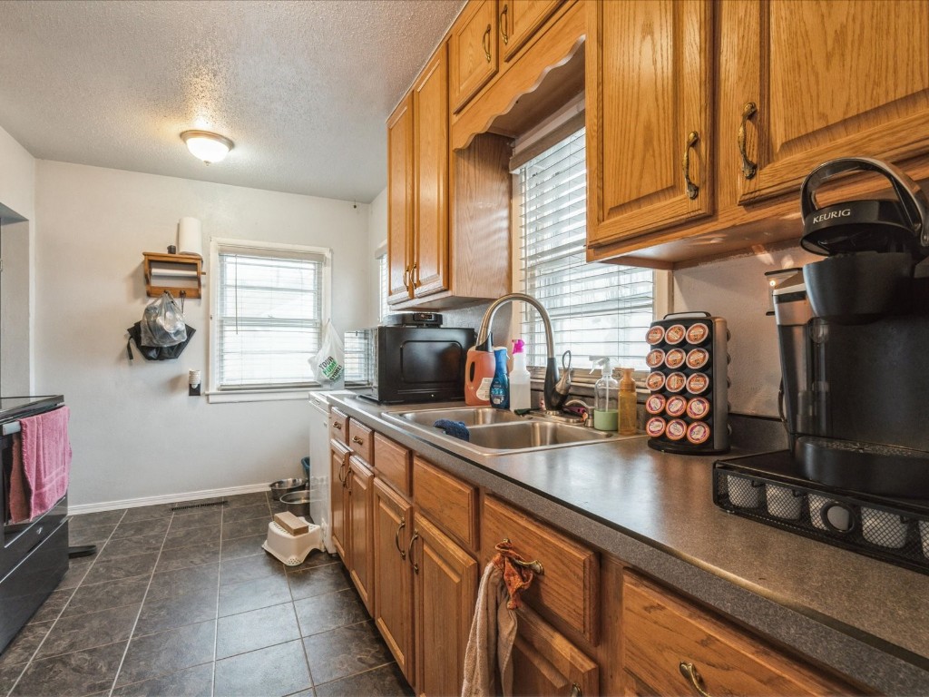 2178 Chandler Street SW Cedar Rapids IA 52404