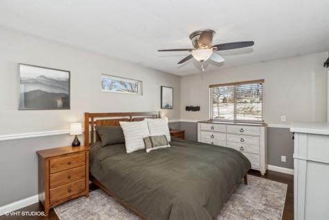 5124 Rich Mar Cedar Rapids IA 52405
