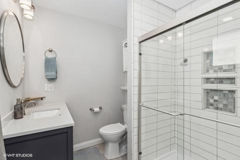 5124 Rich Mar Cedar Rapids IA 52405