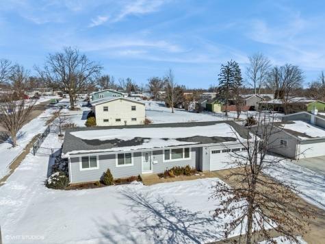 5124 Rich Mar Cedar Rapids IA 52405