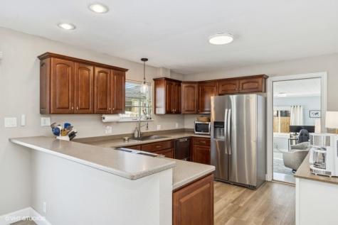5124 Rich Mar Cedar Rapids IA 52405
