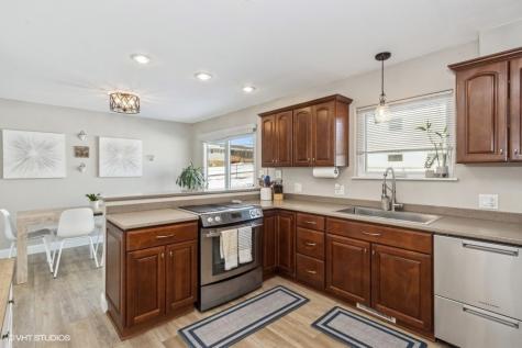 5124 Rich Mar Cedar Rapids IA 52405