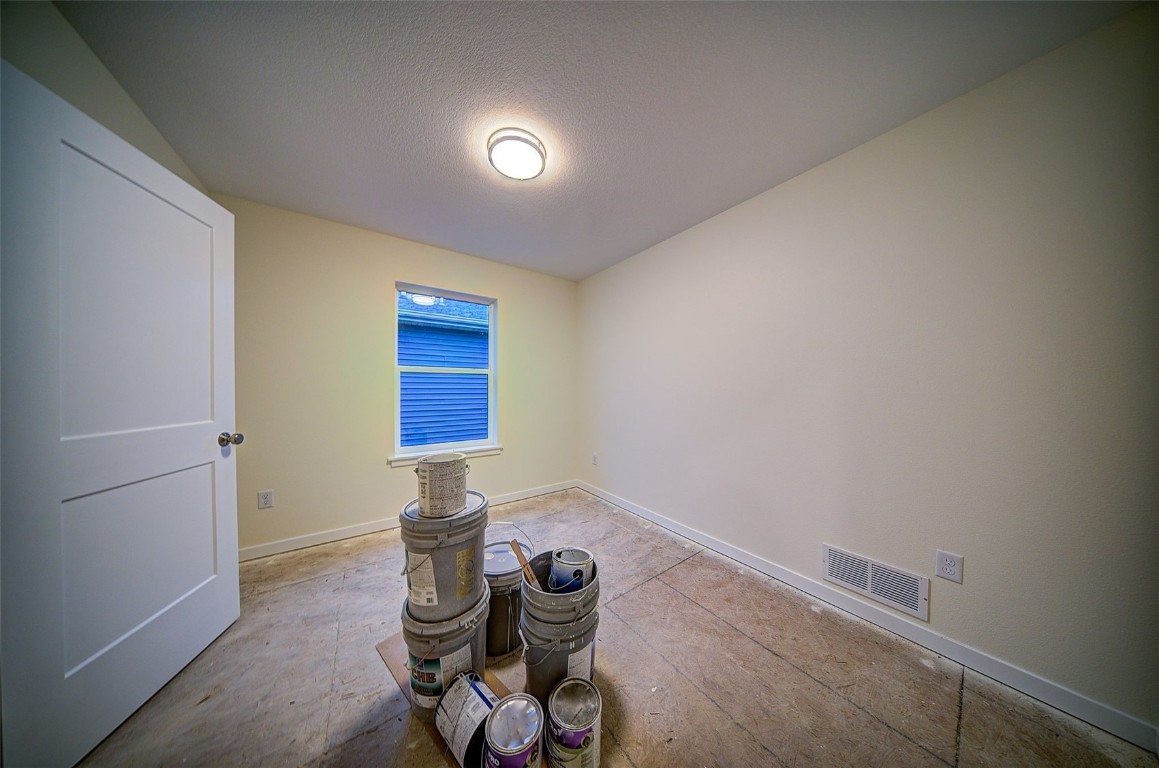 610 Wallgate Avenue Waterloo IA 50701
