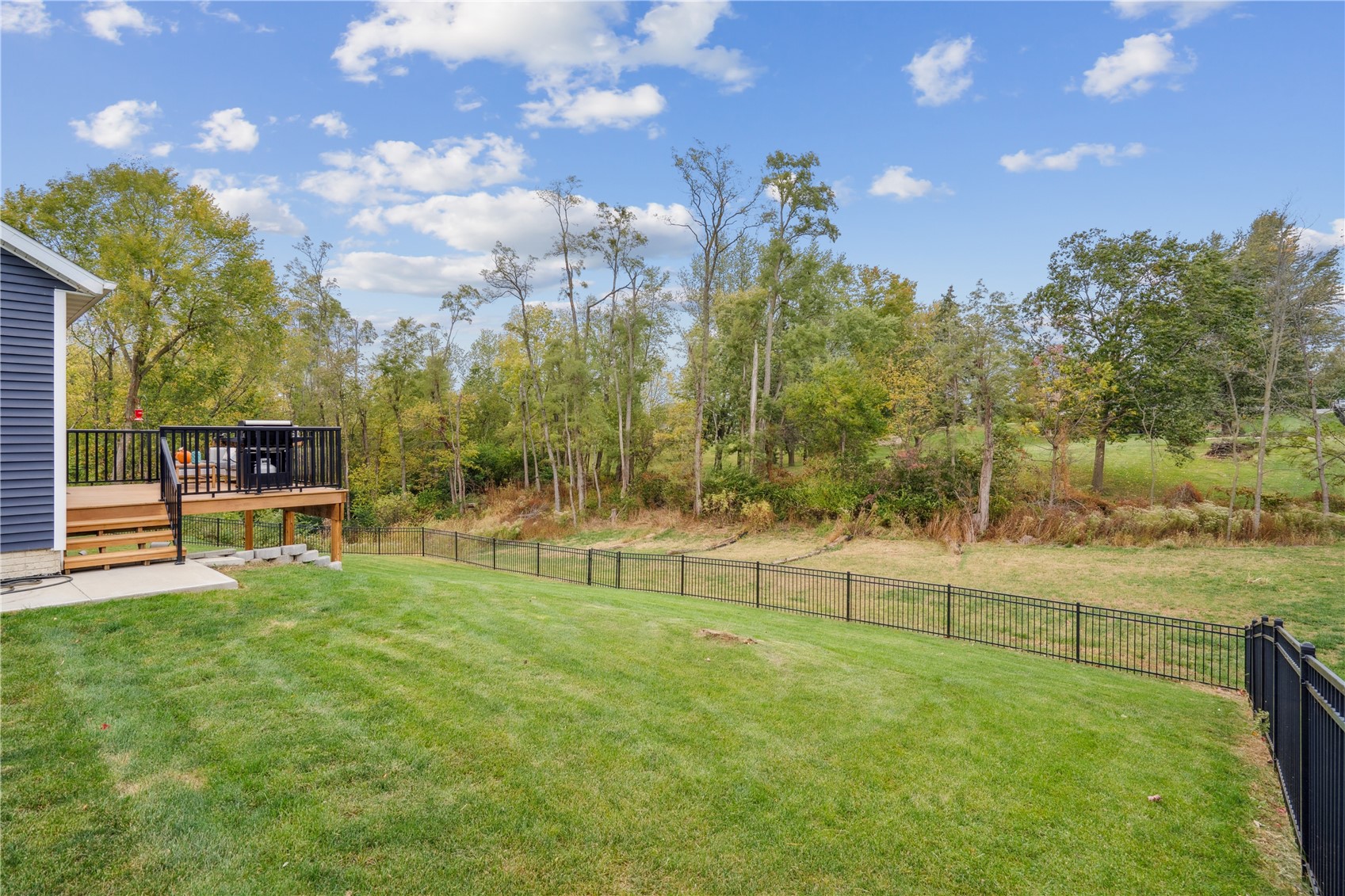 2906 Sydney Court NE Swisher IA 52338