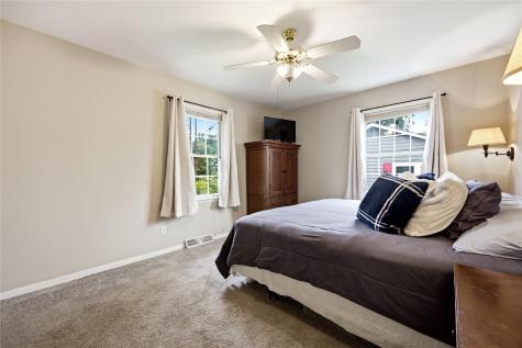 3855 Tomahawk Trail SE Cedar Rapids IA 52403