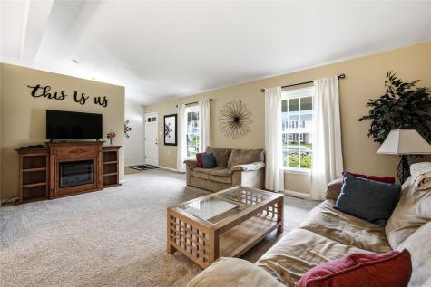 3855 Tomahawk Trail SE Cedar Rapids IA 52403