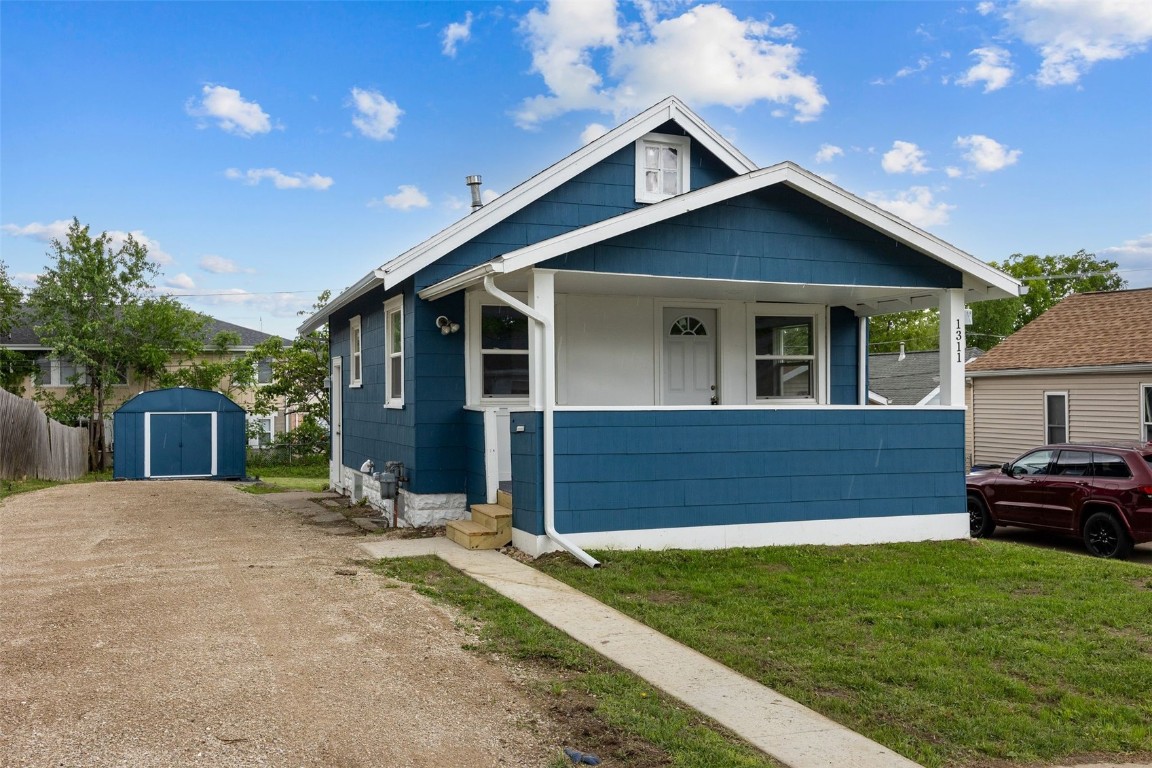 1311 K Avenue NE Cedar Rapids IA 52404