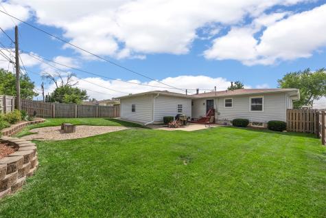 721 Owen Street NW Cedar Rapids IA 52405