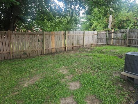 1325 Maplewood Drive NE Cedar Rapids IA 52402