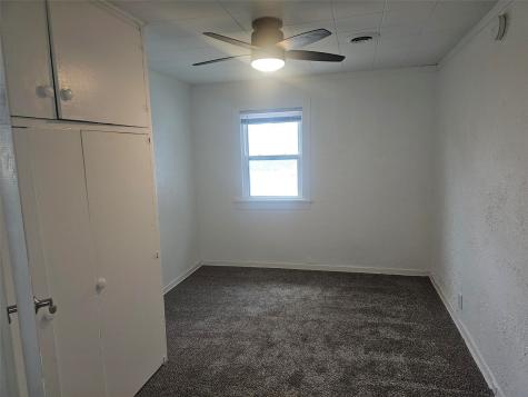 1325 Maplewood Drive NE Cedar Rapids IA 52402