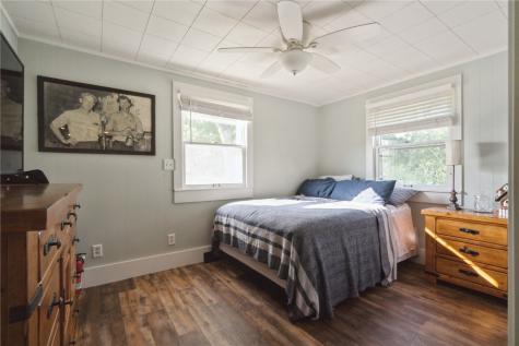 3214 Circle Drive NE Cedar Rapids IA 52402