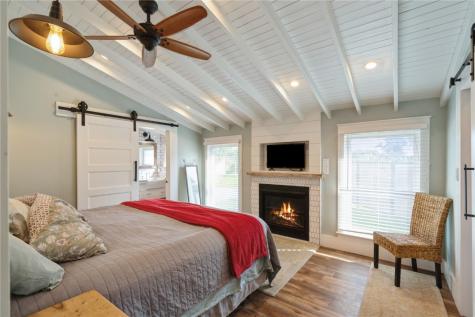 3214 Circle Drive NE Cedar Rapids IA 52402