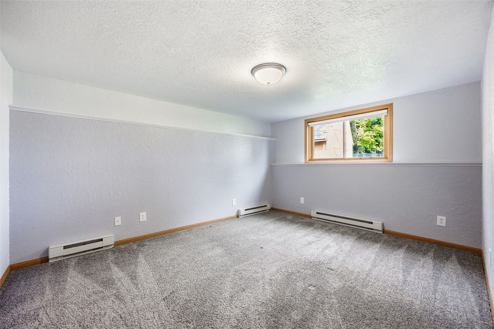 3812 Crestwood Drive NW Cedar Rapids IA 52405