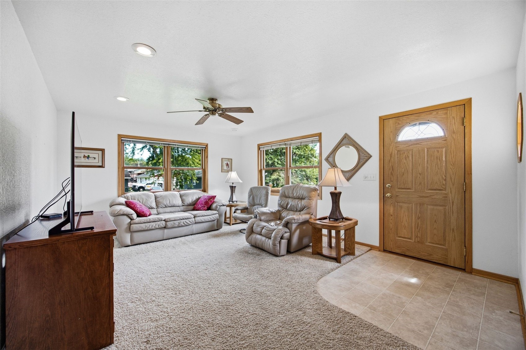 3812 Crestwood Drive NW Cedar Rapids IA 52405