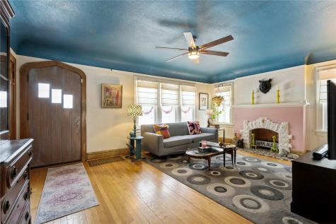 409 20th Street NE Cedar Rapids IA 52402