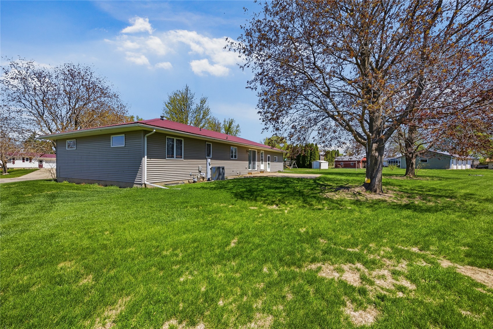 103 Bel Aire Court Tipton IA 52772