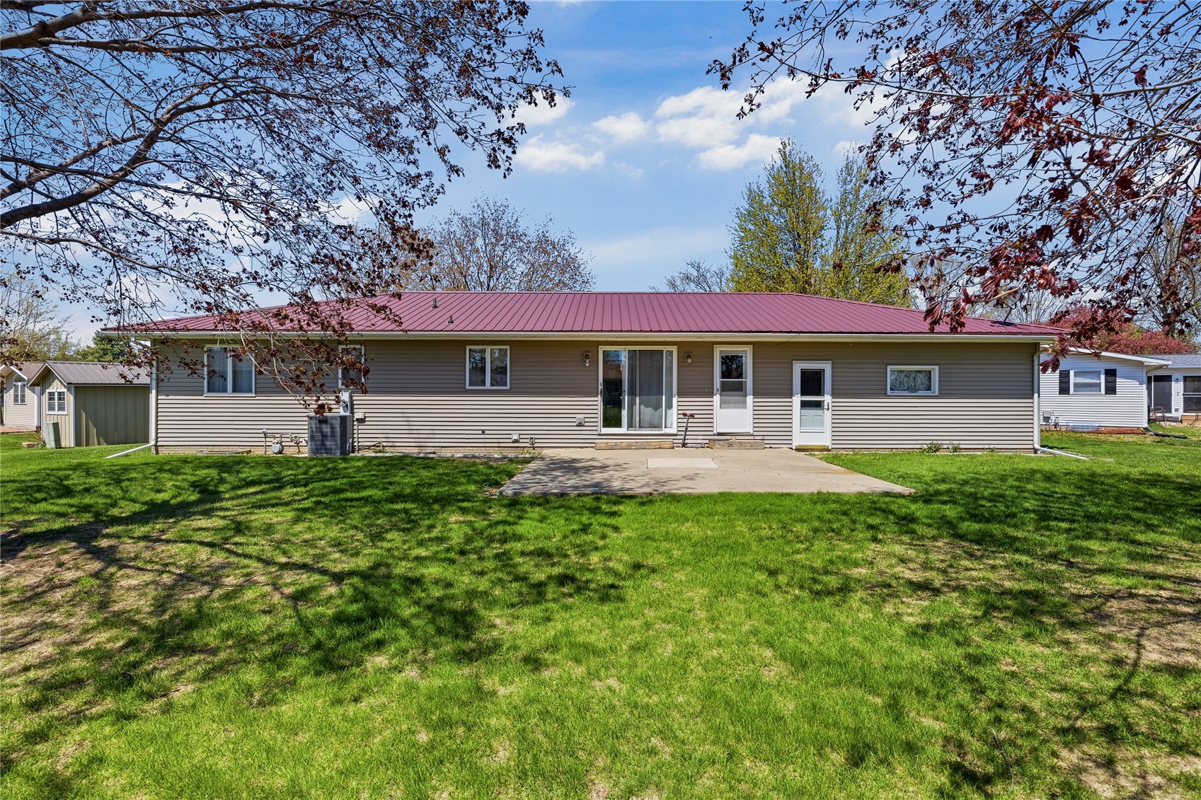 103 Bel Aire Court Tipton IA 52772