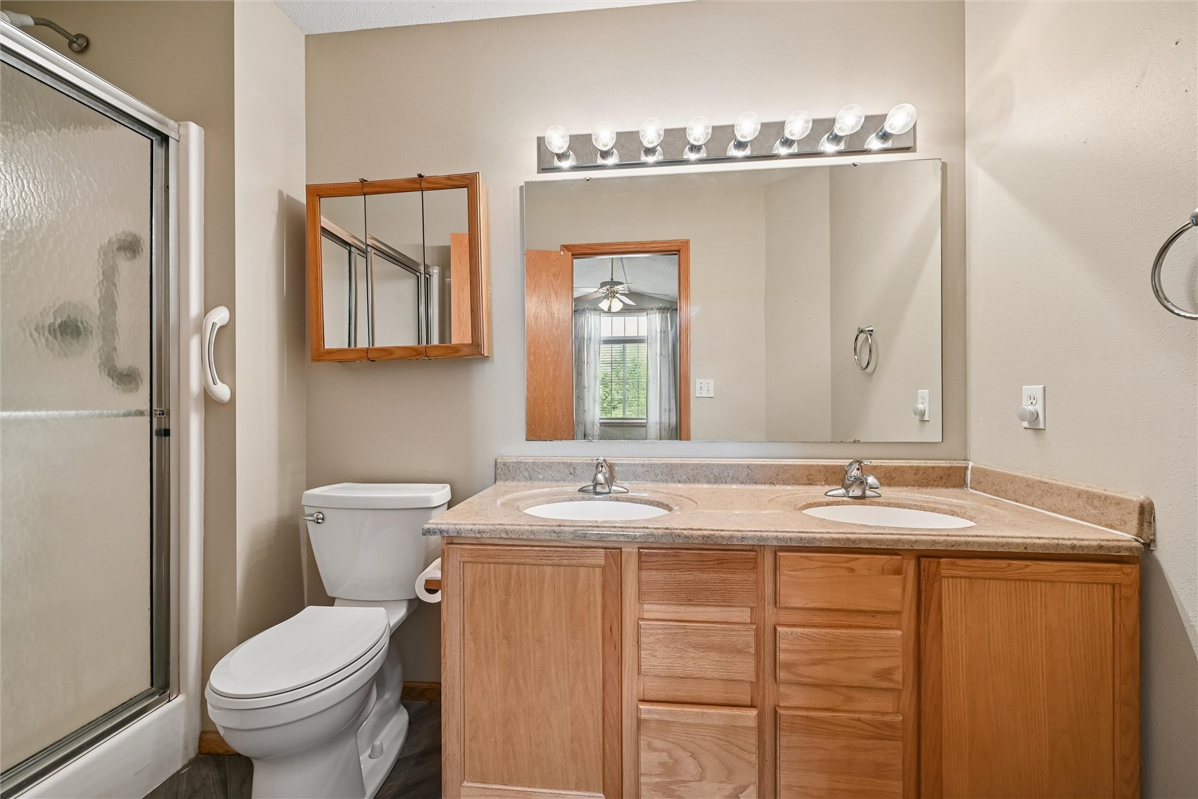 1229 English Lane NE Cedar Rapids IA 52402