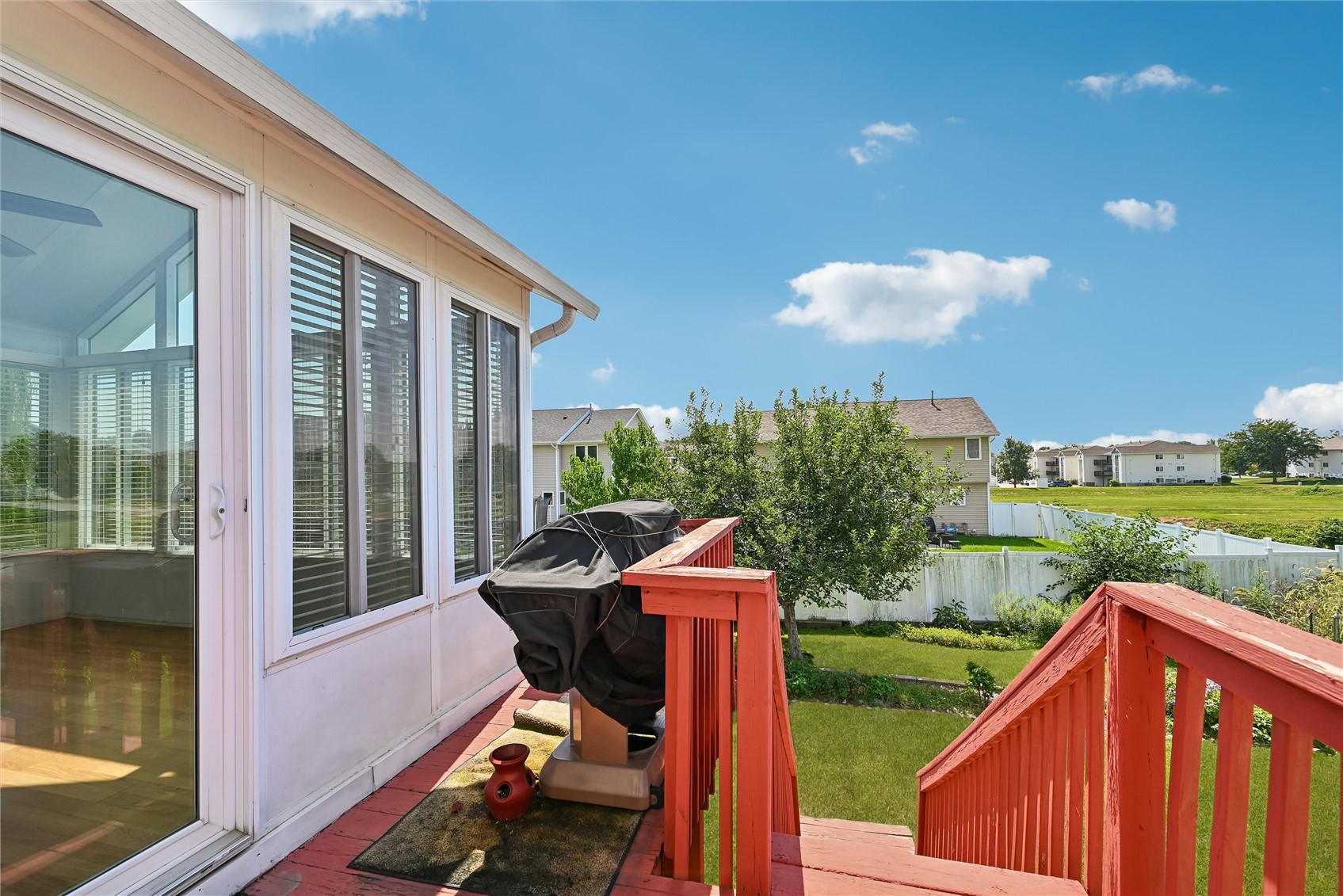 1229 English Lane NE Cedar Rapids IA 52402