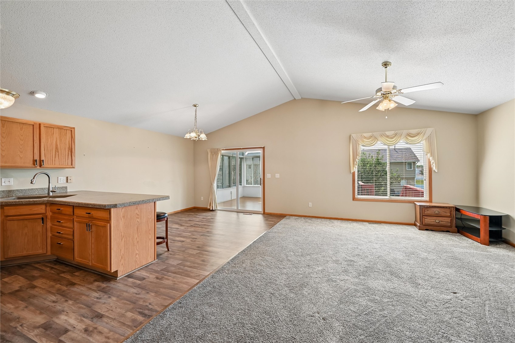 1229 English Lane NE Cedar Rapids IA 52402