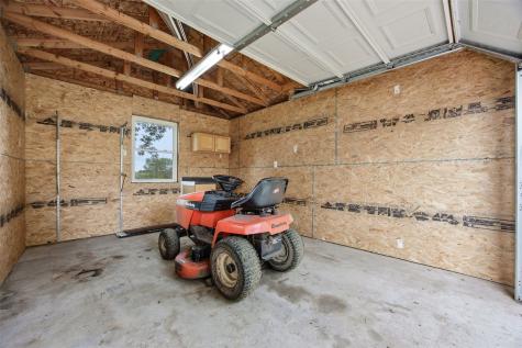 406 2nd Street S Coggon IA 52218