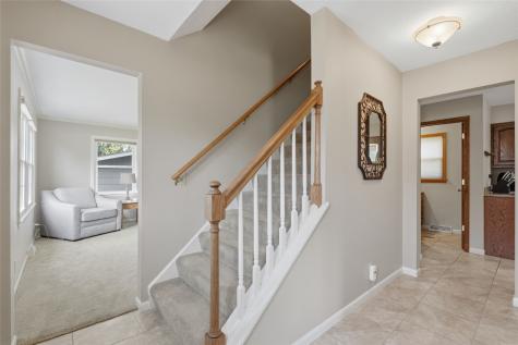 304 NE Norman Drive Cedar Rapids IA 52402
