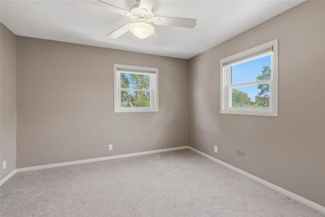 304 NE Norman Drive Cedar Rapids IA 52402
