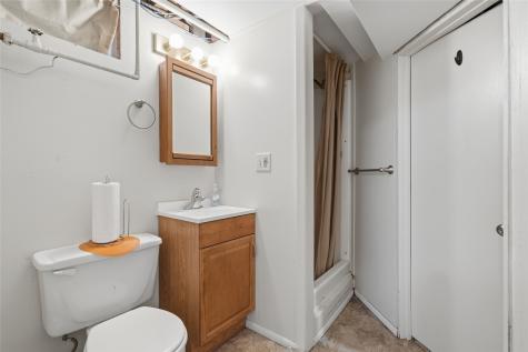 304 NE Norman Drive Cedar Rapids IA 52402