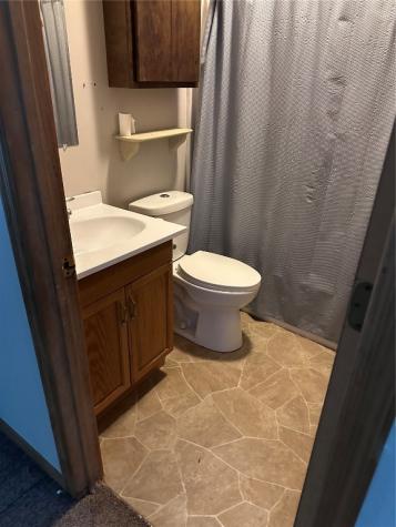 113-113 1/2 Vinton Street Palo IA 52324