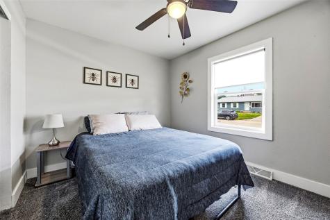 720 Owen Street NW Cedar Rapids IA 52405