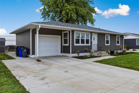 720 Owen Street NW Cedar Rapids IA 52405